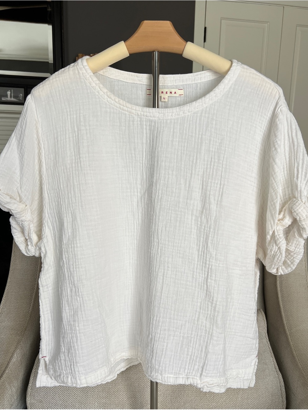 XiRENA White Textured Short-Sleeve Cotton Blouse